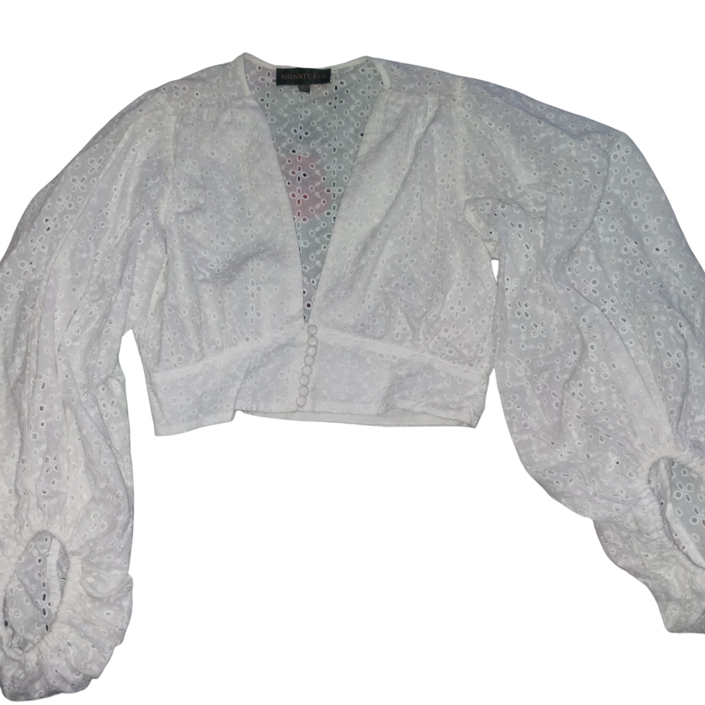 Signature8 White Eyelet Cropped Button-Front Puff Sleeve Blouse
